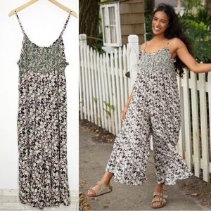 NWT Natural Life Jumpsuit Romper Jumper M Blue Black Floral